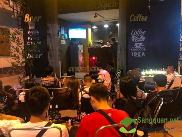 Sang nhanh quán cafe mặt tiền đường Phạm Văn Đồng.