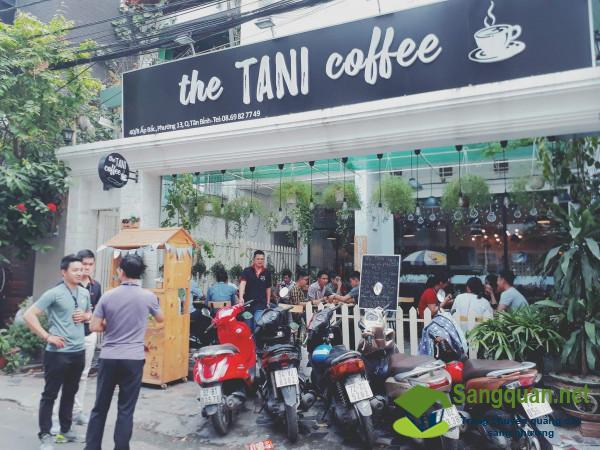 Sang nhanh quán cafe, cơm văn phòng nằm trung tâm quận Tân Bình.