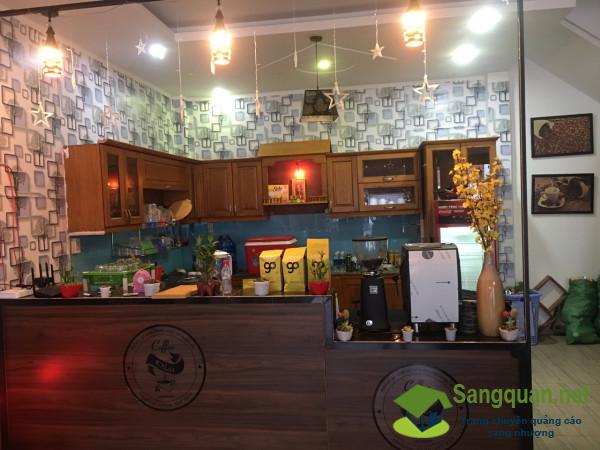 Sang quán cafe