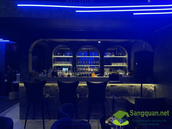 Sang Nhượng Quán Cafe Shisha Máy Lạnh Tại Phường Bến Nghé, Quận 1.