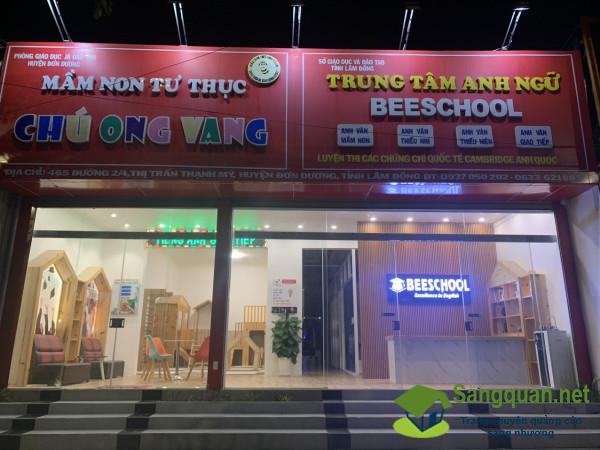 Sang trường mầm non