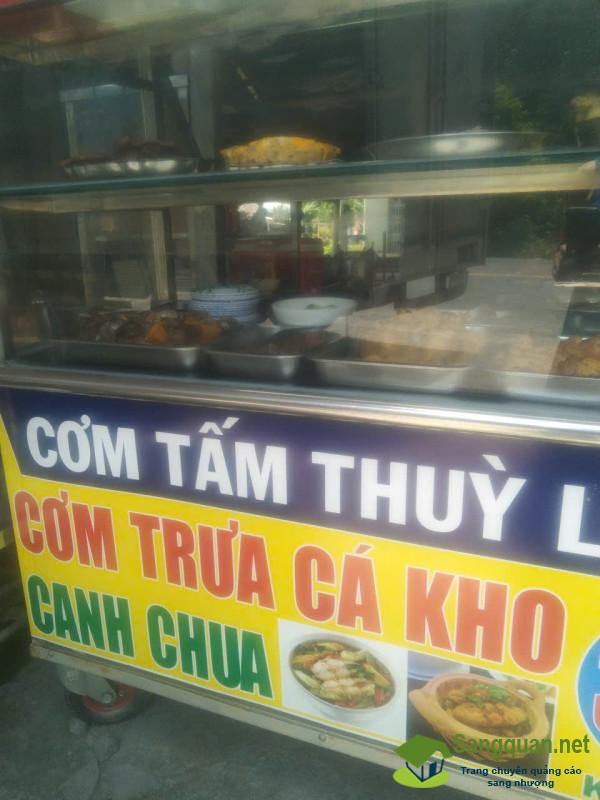 Sang quán cơm