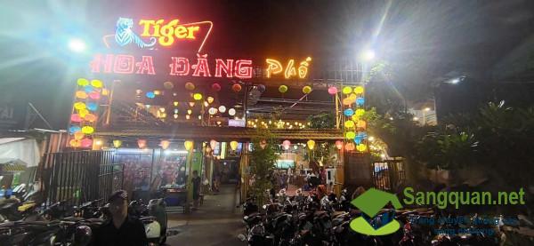 Sang nhà hàng
