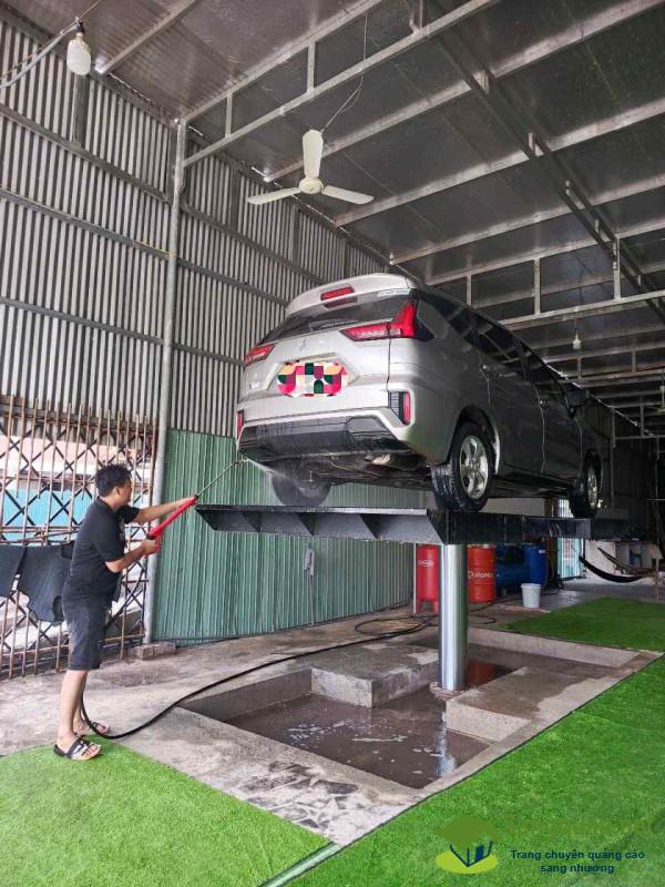 Sang tiệm rửa - sửa xe