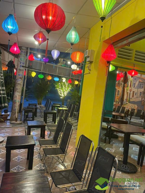 Sang quán cafe