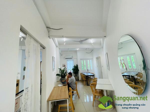 Sang quán cafe