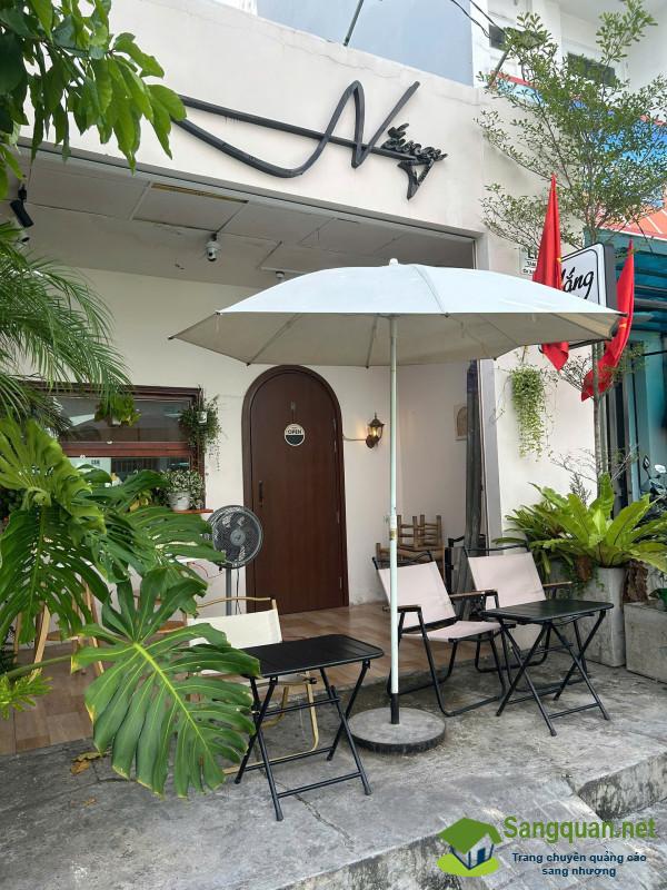 Sang quán cafe