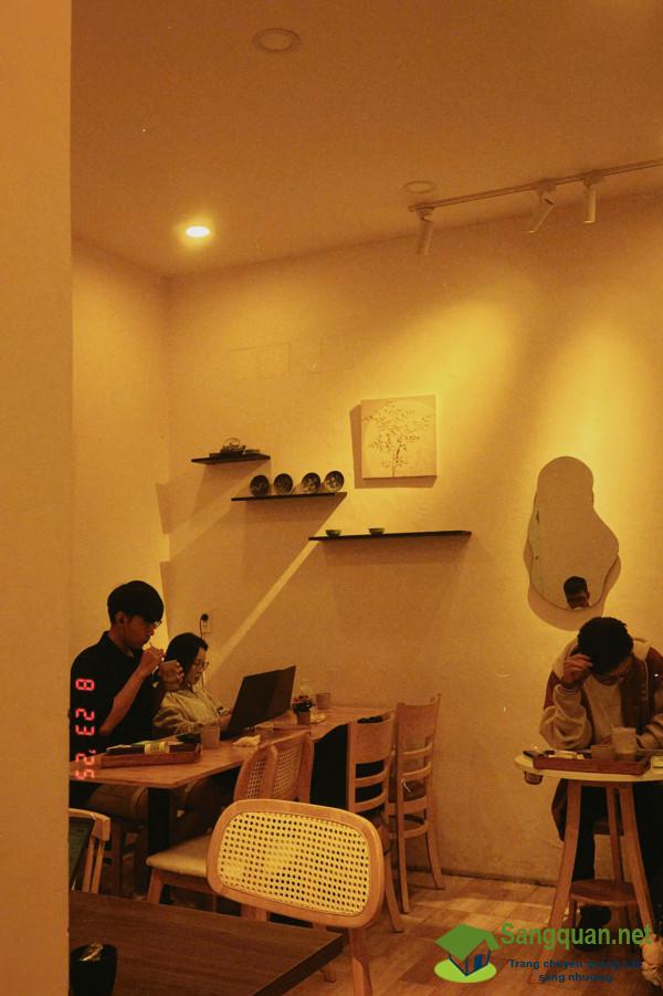 Sang quán cafe