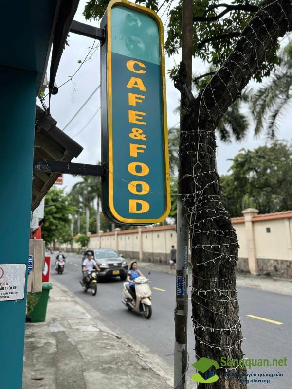 Sang quán cafe