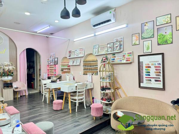 Sang tiệm tóc - nail