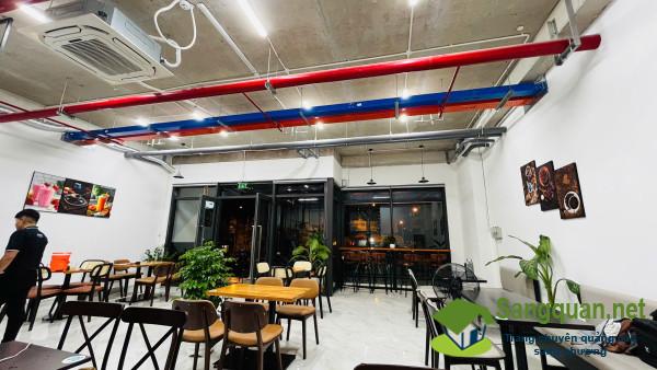 Sang quán cafe