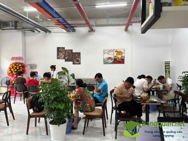 Sang quán cafe