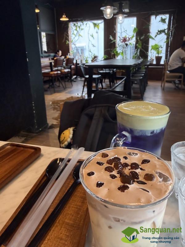 Sang quán cafe