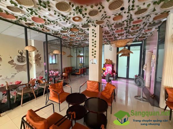 Sang quán cafe