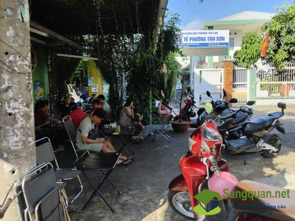 Sang quán cafe