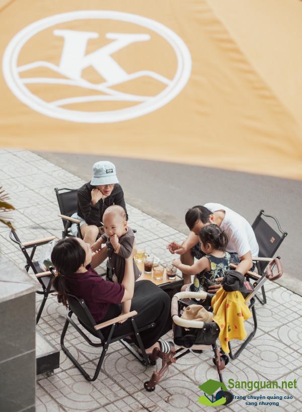 Sang quán cafe