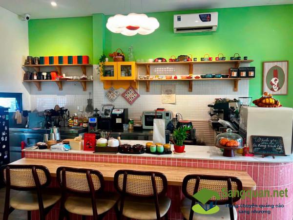 Sang quán cafe